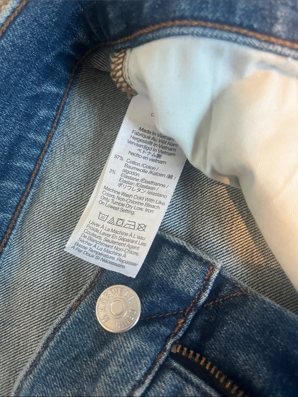 Madewell Women’s Jeans in Faded Blue Wash Size 28 T - Picture 4 of 8
